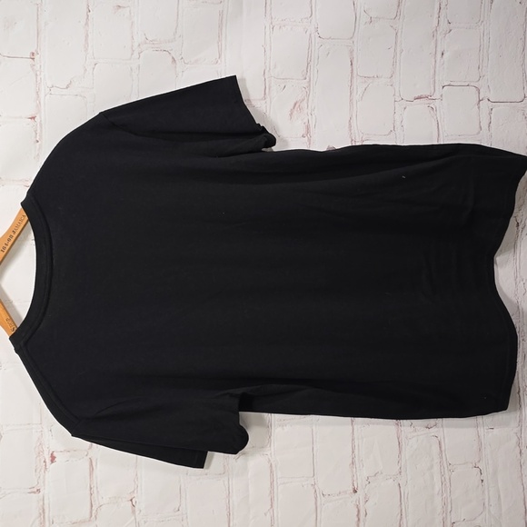 Netflix Stranger Things Hellfire Club Short Sleeve Tee Shirt Men's Size Medium - Picture 5 of 5